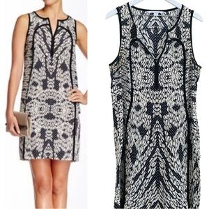 PLUS Diane Von Furstenberg 100% Silk Mila Sleeveless Shift Dress‎ Size 14
